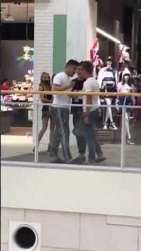 喧嘩 日本人DQN 対 外人DQN イオンでバトル