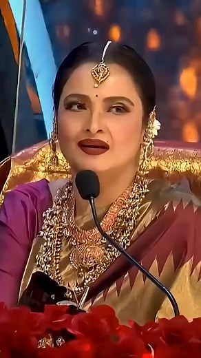 9.4K reactions · 103 shares | Ho Chal Pyar Karegi ❤️ ‍❤️‍‍ #hindisong #trendingshorts #song #bollywood #love #viralsong #indian | Vicky Bindash | Facebook