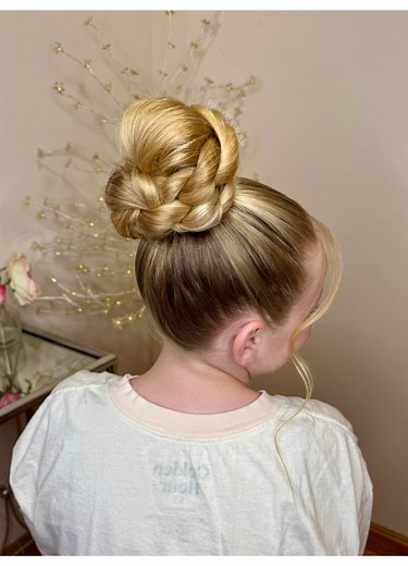Easy 10-Minute Bun Hairstyle Tutorial for Kids