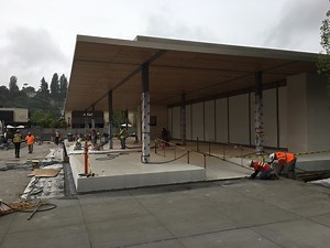 Apple's updated University Village store in Seattle approaches completion | AppleInsider