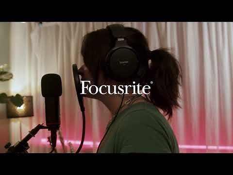 Using Scarlett Solo's Direct Button