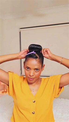 😍 Natural Hair Transformation That Looks Like a Silk Press #diyhairstyle #hairstyle #bunhairstyle