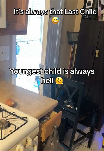 I literally can’t even go pee when chance is up 😑 please tell me my child isn’t the only one who try’s to escape all the time 🤦🏾‍♀️ #fyp #boymom #toddlermama #boyswillbeboys #funnyvids