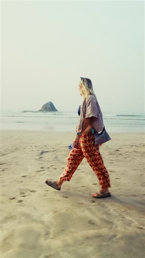 Barbora Števulová on Instagram: "S novým REDMI Note 15 od @xiaomi.slovakia ťa na ceste za príbehom nezastaví absolútne nič ✨🇱🇰 Rýchly a spoľahlivý výkon, ktorý drží tempo v horúčave, v pohybe aj v tichu. Odolná konštrukcia do prachu, vlhka aj nečakaných situácií. Fotoaparát, ktorý zachytí detaily od ranného svetla nad oceánom až po golden hour v palmách. Batéria na dni mimo dosahu a zásuvky. Pre cesty bez plánu, len so smerom 🌊 REDMI Note 15 – technológia, ktorá ťa podrží, keď ideš ďalej. @xi