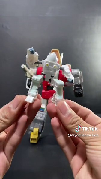 #transformersgenerations #takaratomy #transformers #hasbro #review #transformersthemovie #transformersstudioseries #transformerslapelicula #transformersg1 #transformersstudioseries86 #transformerslapelicula1986 #transformersthemovie1986 #transformers1986 #transformers1986movie #transformersdinobots #transformersslug