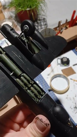 avro Lancaster MK I. revell 1/72 #avrolancaster #modelkit #shorts #bomber #build