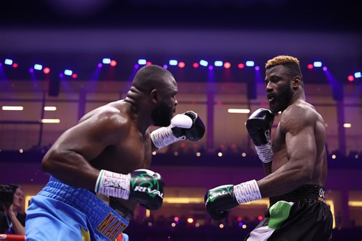 Video: Efe Ajagba fights Martin Bakole to majority draw - FIGHTMAG