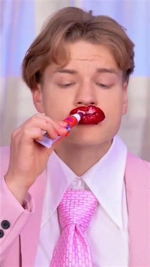 100 Layers Of Liptick Are RIDICULOUS! 💋