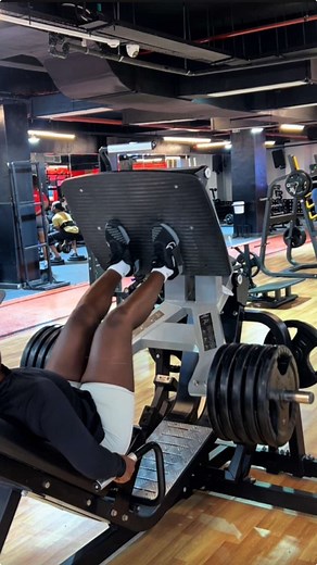 The perfect quad day does exist- #quads #quadworkout #legday #gymmotivation #gymtok #fyp