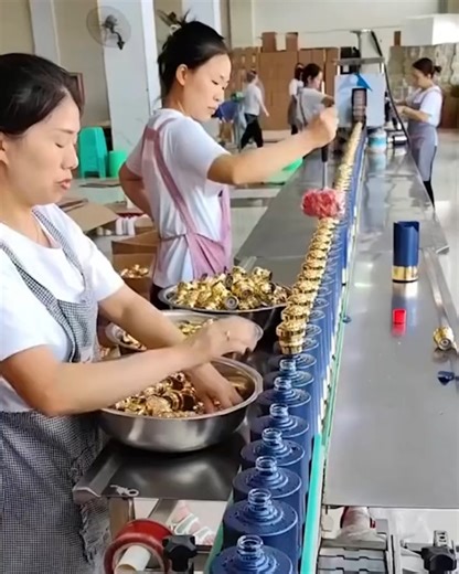 1M views · 1.3K reactions | The behind-the-scenes process in factories can be truly surprising  | Pretty Hairstyles | Facebook