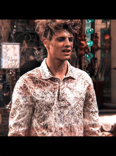 Kid Danger: L'histoire triste de Henry Danger