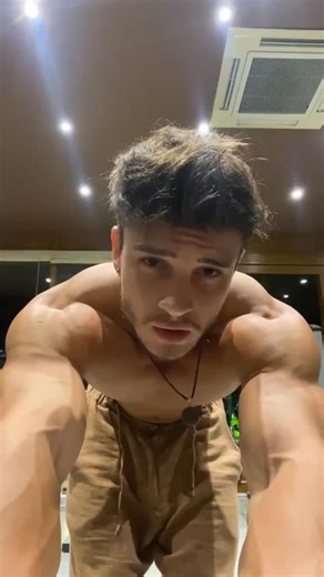 45K views · 1.4K reactions | Gymbro #physique #aesthetics #muscles #workout #fitnessmodel #motivation #muscleaddict #shape #training | Athletic Star | Facebook