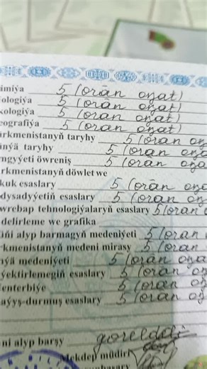 The end👩‍🎓 #graduate #2013-2025 #school #creatorsearchinsights #repost #rek