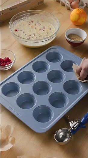 Raspberry Cornmeal Muffins Recipe
