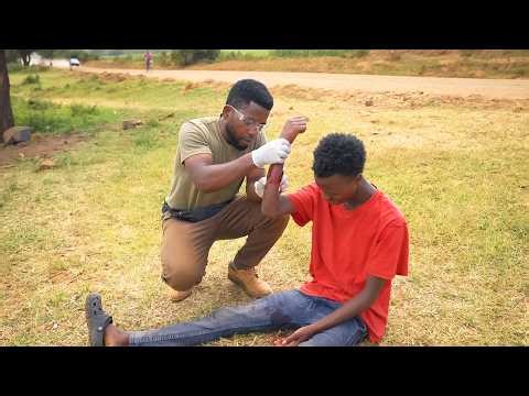 Stop Bleeding with Direct Pressure - Emergency Care Series