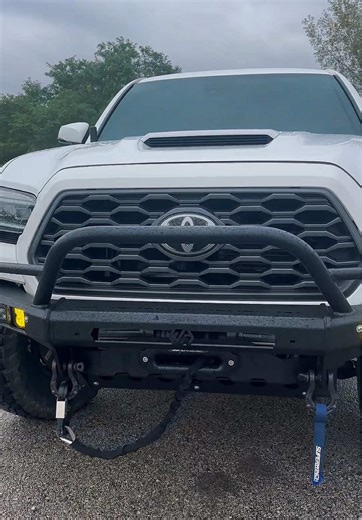 Hard not to love the @Hefty Fabworks bumper filled with @Diode Dynamics lights. #tacoma #4runner #toyotatacoma #toyota4runner