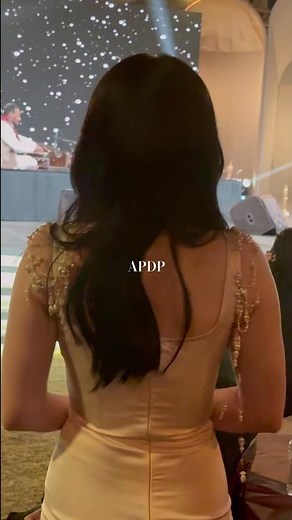 #HaniaAmir enjoying Abida Parveen performance live
