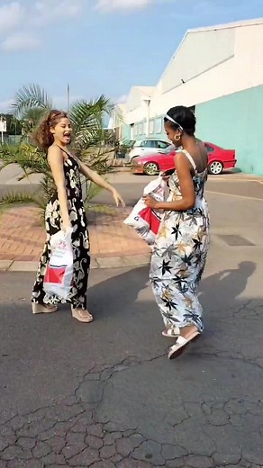 Mini peak as a model🫂 #sneakpeakintomylife #modeling #modelslife #trendymoments #nicky 💋🤍