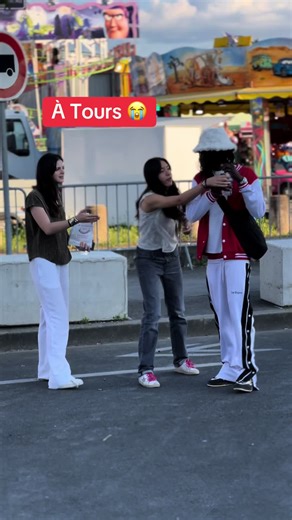 Abonnez-vous, #france #tours #orleans🇲🇱🇬🇳🇹🇷🇨🇩💪🏾🙏🇨🇳🇰🇷💪🏾 😭