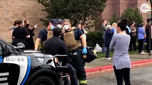 Mall shooting: at least 2 dead, 4 injured, including a police officer