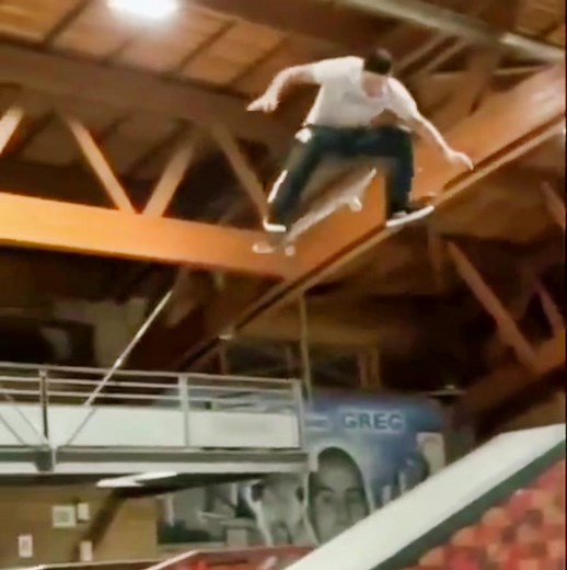 Aurélien running the park #planbskateboards #skateboarding