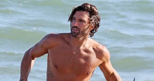 Brody Jenner Shows Off Fit Body Going Shirtless at the Beach!