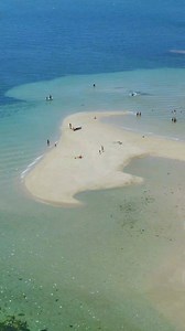 Paddle en famille à la Mer Blanche : l’endroit rêvé ! ☀️🏄‍♂️ Eaux calmes, cadre préservé et accessibilité parfaite… La Mer Blanche à Bénodet est LE spot idéal pour une session paddle en famille ! 🤩 🚣‍♂️ Pourquoi choisir la Mer Blanche pour pagayer ? ✔️ Une lagune protégée des vagues pour une glisse en toute sérénité ✔️ Un décor naturel exceptionnel entre dunes sauvages et eau cristalline ✔️ Une mise à l’eau facile, parfaite pour une initiation en douceur ✔️ Une aventure ludique et conviviale 