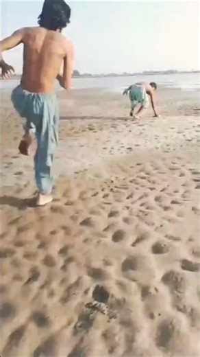 “Bird Hunting on River Plains | Life in Kacha | Powerful Action Footage”