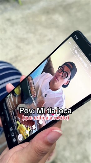 Pov: Mi tía loca que critica a Rukito - Sketch cómico