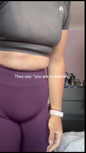 ✨ People tell me I’m inspiring and confident… but I have struggles too. The difference? I don’t give up. 💪 #FitnessJourney #BodyConfidence #biggirlswholift