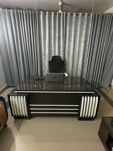 Executive Office Table Delivery & Setup Review