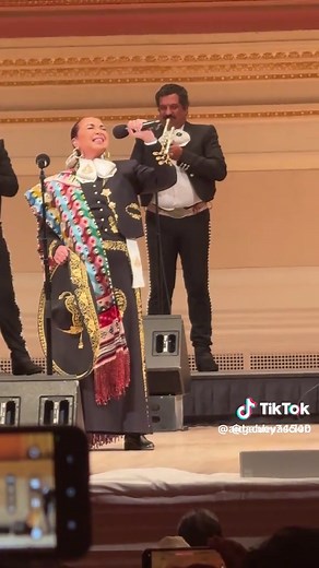 El Pastor Mariachi Performance by Aida Cuevas New York