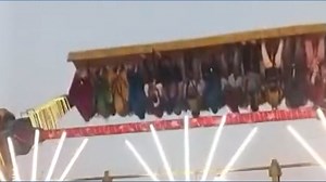 Tragedy at a fair, kidnappings in Venezuela, and new clues in Arizona — we're getting you up to speed. | WUSA 9