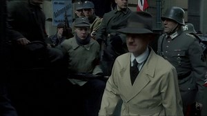Hitler: Vzestup zla (2003) | ČSFD.cz