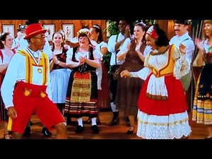 Family Matters- Steve shows Laura a new 🌎💃🏽 & Laura tells Steve she 😍😘❤️ loves him.