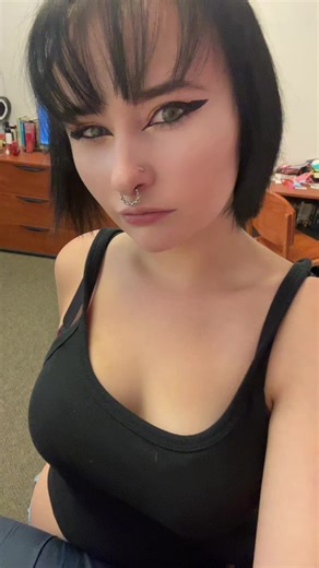 Mer🕷️🕸️ (@always.be.yourself25)’s videos with sonido original - 𐕣