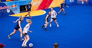 Red Bull Four 2 Score: Tips on how to play the 4-on-4 football game