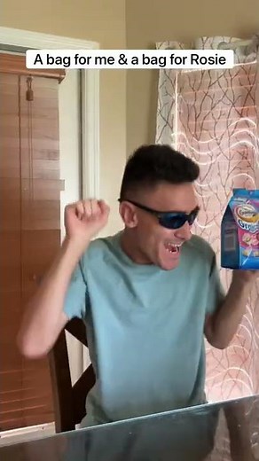 Caillou and Rosie's Goldfish Rap