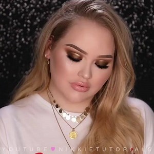 182K views · 781 reactions | NikkieTutorials Curta Best Makeup Videos | Best Makeup Videos | Facebook