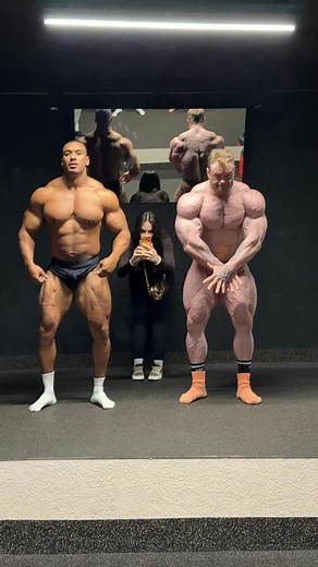 Pose down with the biggest bodybuilder in Russia. What do you think his stack is? 320lbs and peeled. @danilov_sergey95 @teampersonalrecord | Larry Wheels