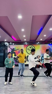 Mathi Mathi sailungema🎶🖤 Morning dance class🕺💃 Class by बिजय हेलेन् sir. #kollywoodsuperdanceandfitness #narayenimallthirdfloor #bijayhellen #hetaudabazarnepal🙏🇳🇵 | Kollywood Super Dance & Fitness Pvt.
