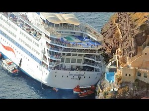 Top 10 Large Cruise Ships Crashing on Massive Waves In Scary Storm