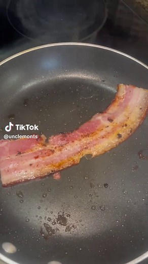 Dry cured for 7 days Smoked for 4 hours Thick cut 😁 #unclemonts #bacon