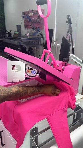 How to package your tshirt as a crafter