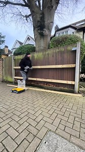 Arris rail fencing quick fix #landscape #fence #viral #trend #pov #foryou #fyp #london #trade | Landscape.waffler