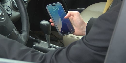 MN law enforcement to crack down on distracted driving in April