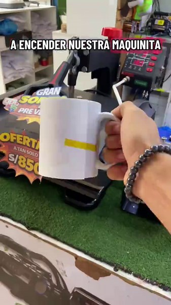 Por la compra de cualquier máquina de sublimación podrás tener estos beneficios: ✅ 1 año de garantía en tu máquina ✅ Tabla de temperaturas y tiempos ✅ Moldes y pantonera de colores ✅ Capacitación gratuita presencial o virtual ✅ Servicio de Post-ventas ✅ Insumos de regalo ✅ Programa de diseño CorelDraw (opcional) También puedes visitarnos en nuestras tiendas físicas ubicadas en: 📍 *Av. Inca Garcilaso de la Vega (wilson) 1358 Galería Plazatec stand 343* *Horarios de atención:* • lunes a viernes: 