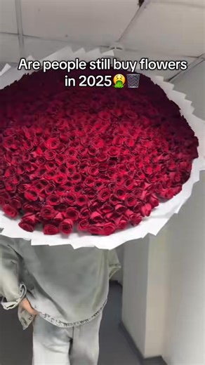 Flowers that never die 🥹💐✨ #love #gift #flowers | Snug Petals