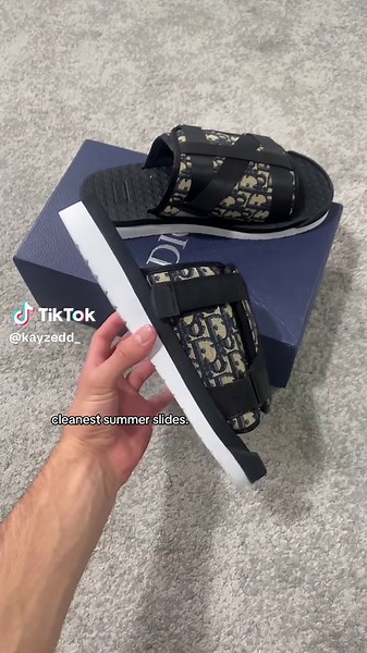 Discover the Cleanest Summer Slides for Your Style