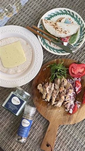 Mentally, we’re here. ☀️ Manifesting warmer days, al fresco lunches, and fresh ingredients. Until then, we’re upgrading our winter meals with the salt that tastes like summer. Shop the Flake Salt and Salt & Pepper Grinder at VeraSalt.co | Vera Salt